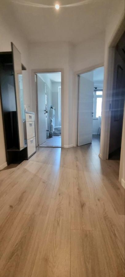 Apartment Lori - beautiful view Fiume Esterno foto